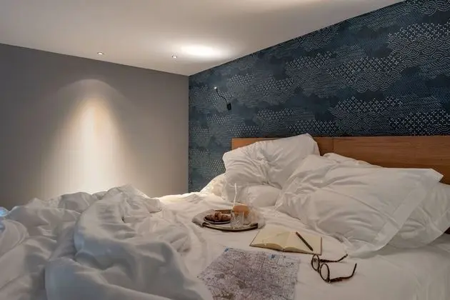 Outlaw - Lofted with King Bed