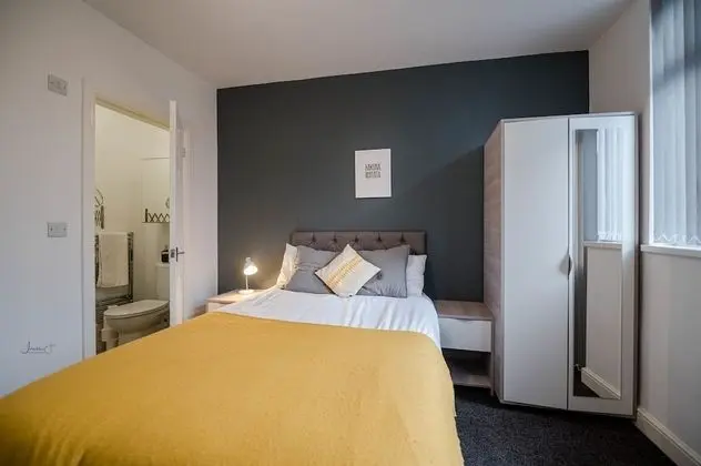 Comfort Tek Büyük Yataklı Oda