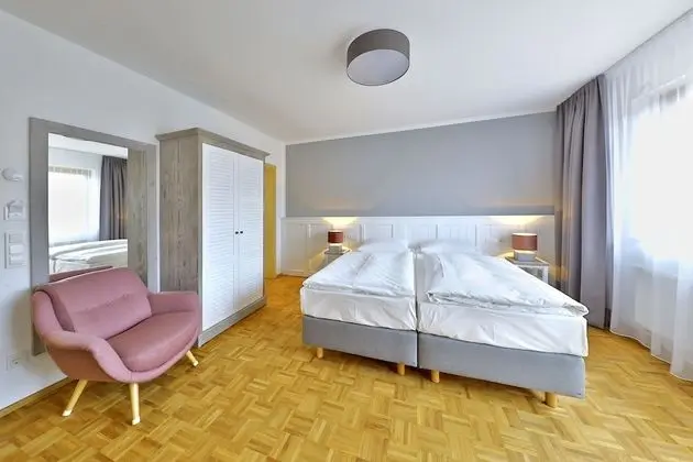 Tek Büyük Yataklı Oda