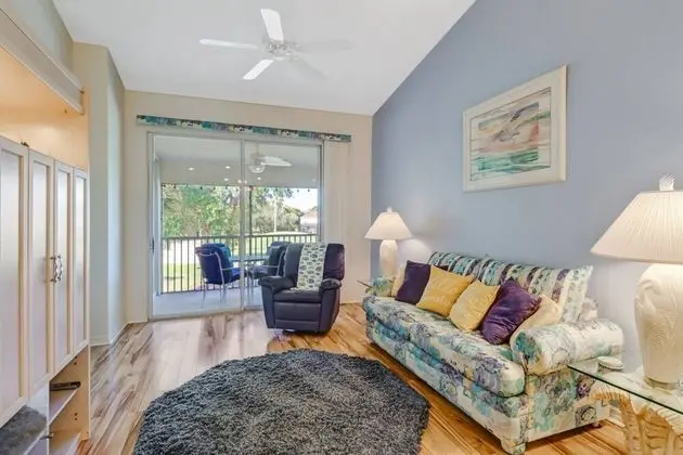 Daire (21370 Lancaster Run #1621)
