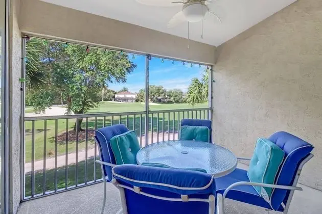 Daire (21370 Lancaster Run #1621)