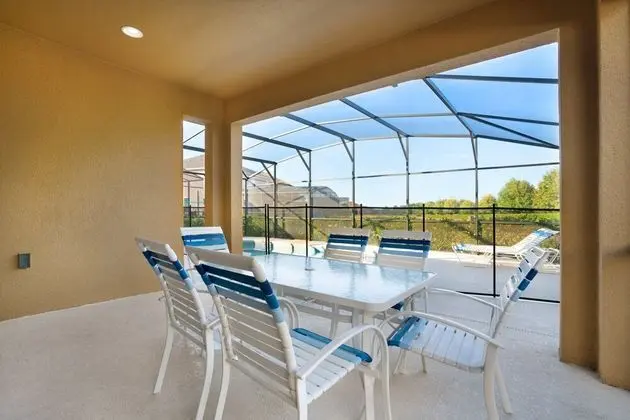 Villa (2142VICTORIA)