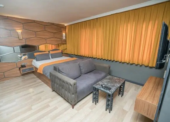 Standard Cift Kişilik Yataklı Oda