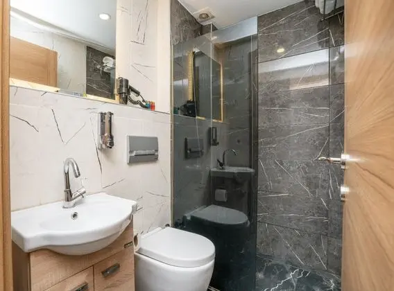 Standard Cift Kişilik Yataklı Oda