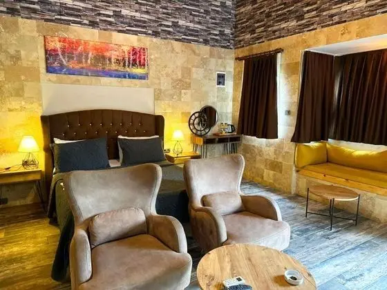 Hamam, Sauna, Jakuzi Ve Somineli Deluxe Oda