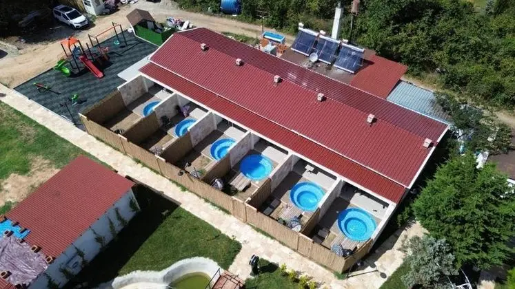 Isıtmalı Ozel Havuzlu Deluxe Oda Ve 2 Kisilik Masaj Paketi