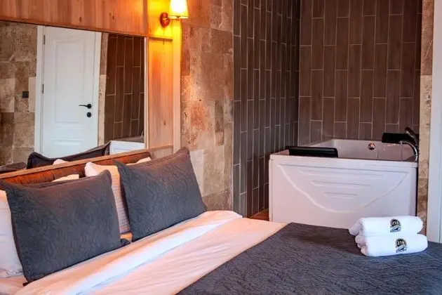 Jakuzili Somineli Deluxe Room