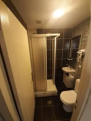 Ekonomik Oda, Sokak Manzaralı, Giriş Katı