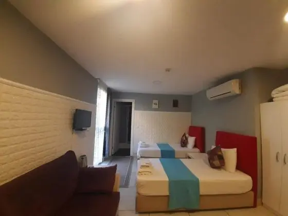 Ekonomik Oda, Sokak Manzaralı, Giriş Katı