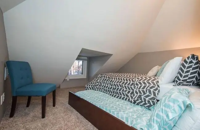 Ev, Birden Çok Yatak, Veranda, Bahçe Manzaralı (216 W. Myrtle St.)