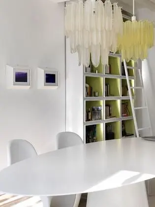 Design Tek Büyük Yataklı Oda, Bahçe Manzaralı