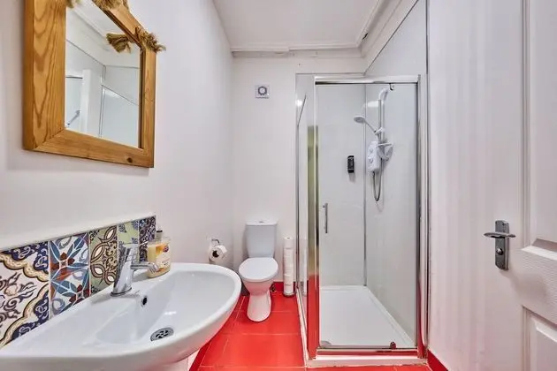 Tek Büyük Yataklı Oda (Room 2)