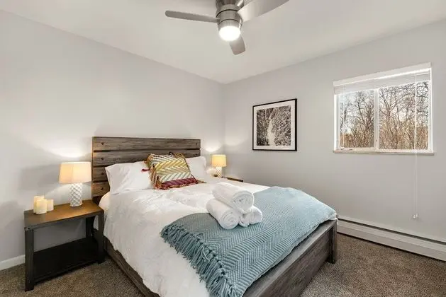 Daire, Birden Çok Yatak, Veranda, Bahçe Manzaralı (220 Peterson St. (Unit 8))