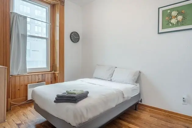 Tek Büyük Yataklı Oda, 1 Çift Kişilik Yatak