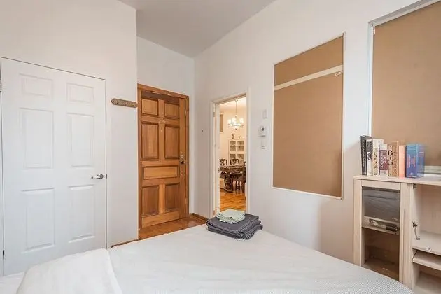 Tek Büyük Yataklı Oda, 1 Çift Kişilik Yatak