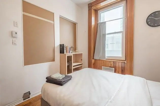 Tek Büyük Yataklı Oda, 1 Çift Kişilik Yatak