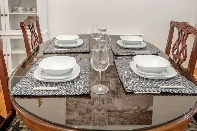 Tek Büyük Yataklı Oda, 1 Çift Kişilik Yatak