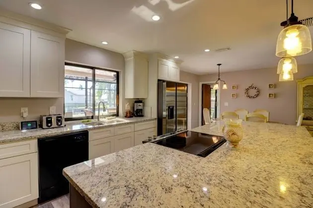 Ev (2216 Everest Parkway)