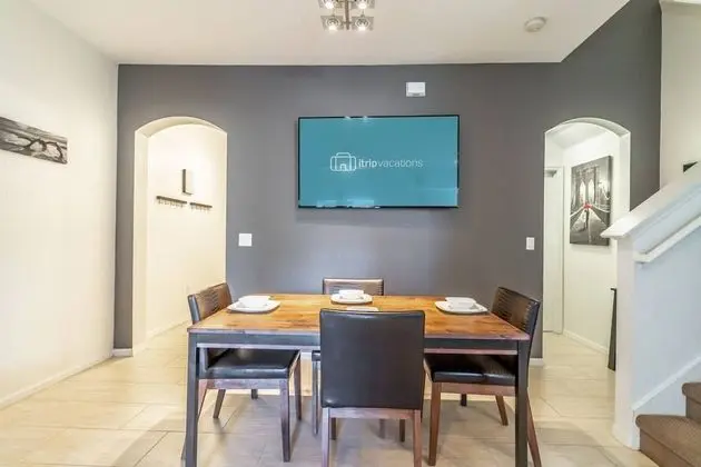 Apart Daire (222 Regal Palms)