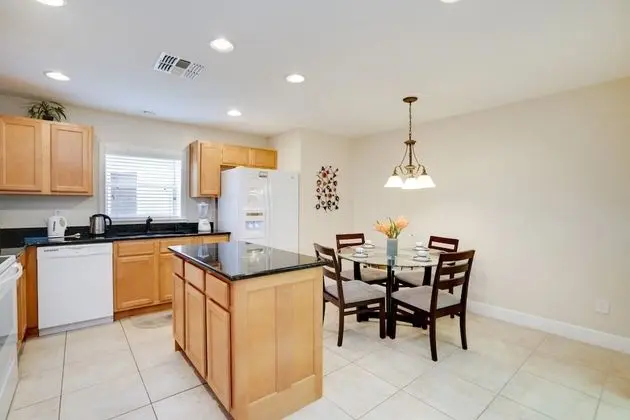 Villa (2251VICTO)