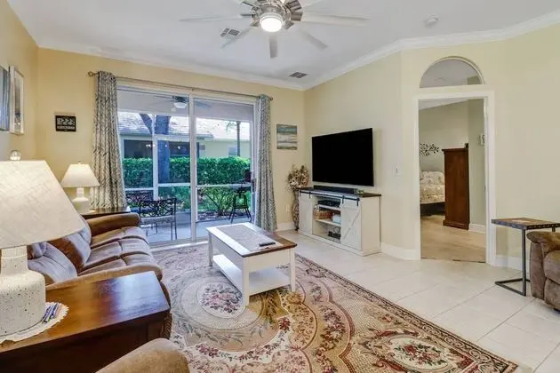 Villa (2291 Granby Dr)