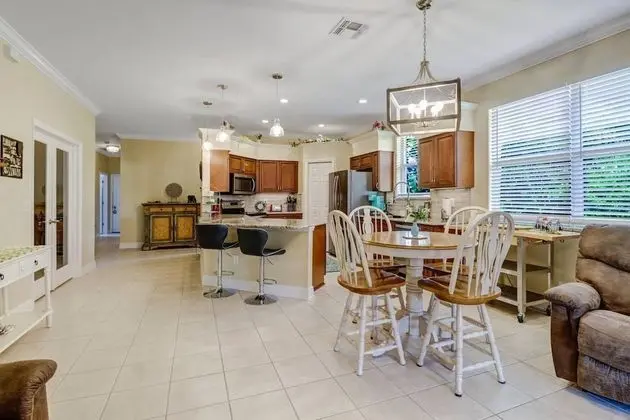 Villa (2291 Granby Dr)
