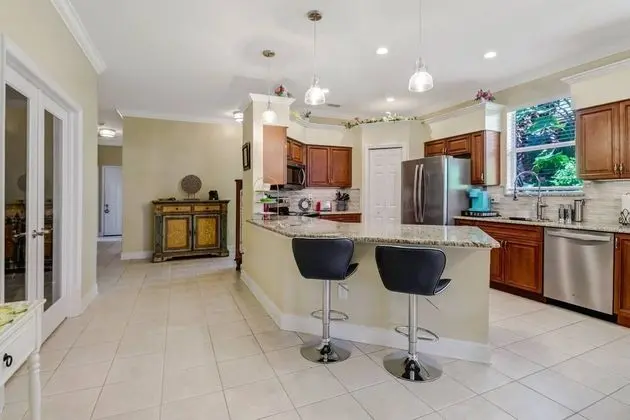 Villa (2291 Granby Dr)