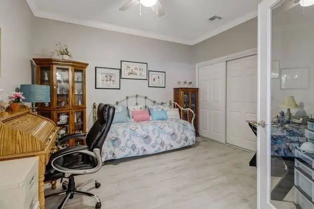 Villa (2291 Granby Dr)