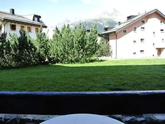 Ev