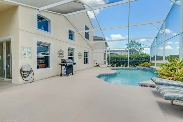 Villa (234GLEN Fantastically decorated 4 bed)