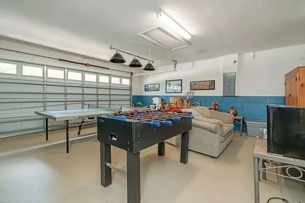 Villa (234GLEN Fantastically decorated 4 bed)