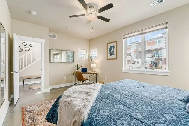 Ev, Birden Çok Yatak, Veranda, Bahçe Manzaralı (239 Urban Prairie St.)