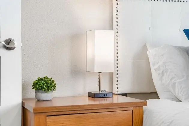 Ev, Birden Çok Yatak, Veranda, Bahçe Manzaralı (239 Urban Prairie St.)