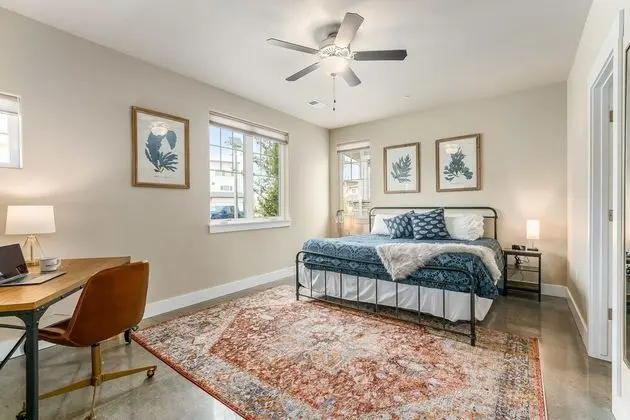 Ev, Birden Çok Yatak, Veranda, Bahçe Manzaralı (239 Urban Prairie St.)