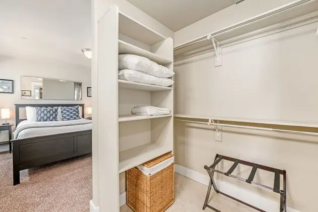 Ev, Birden Çok Yatak, Veranda, Bahçe Manzaralı (239 Urban Prairie St.)