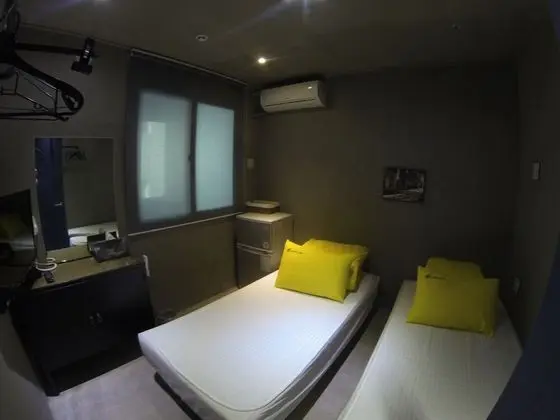İki Ayrı Yataklı Oda, Sadece kadınlar için, Ortak Banyo (3rd Floor)