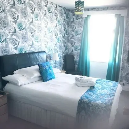 Tek Kişilik Oda (with Shower)