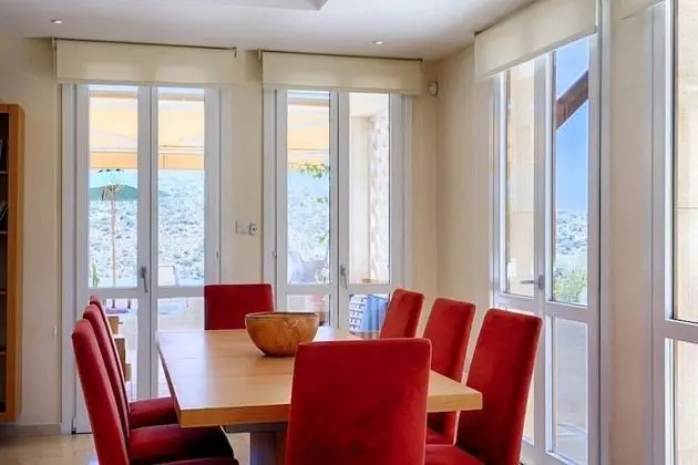 Villa, 4 Yatak Odası, Kişiye Özel Havuzlu