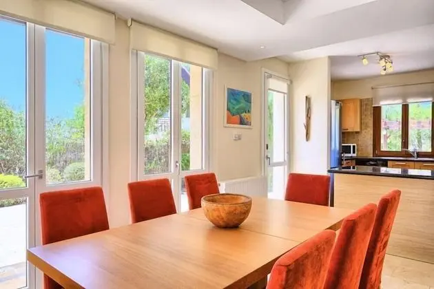 Villa, 4 Yatak Odası, Kişiye Özel Havuzlu