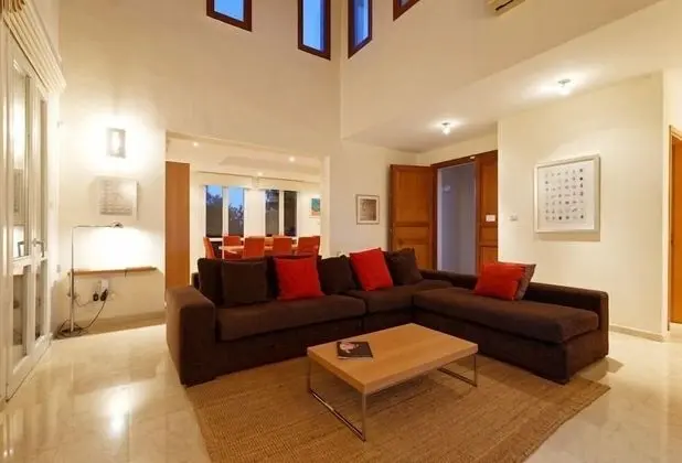 Villa, 4 Yatak Odası, Kişiye Özel Havuzlu