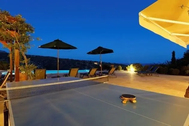 Villa, 4 Yatak Odası, Kişiye Özel Havuzlu