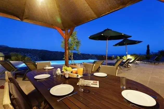 Villa, 4 Yatak Odası, Kişiye Özel Havuzlu