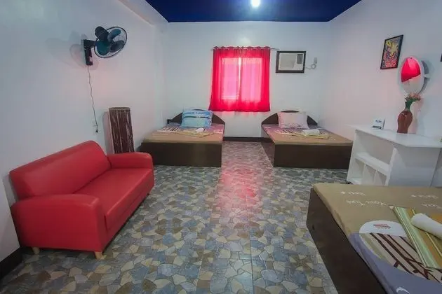 Oda, Sigara İçilmez (Backpacker for 4)