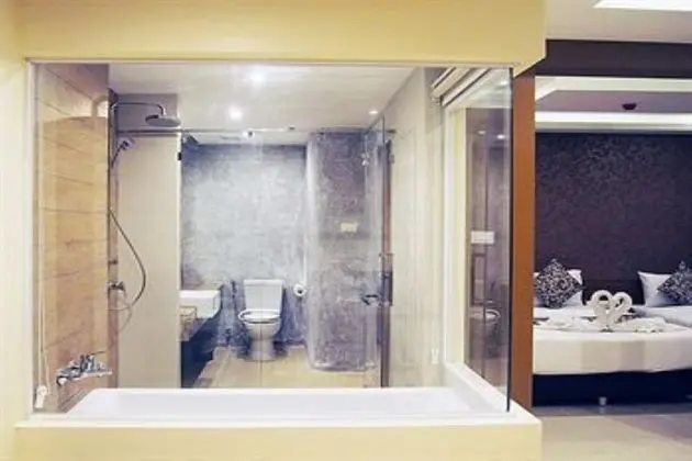 Mini Suite