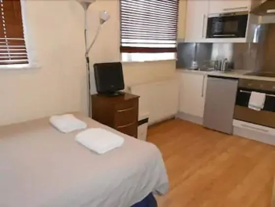 Basic Stüdyo, 1 Çift Kişilik Yatak