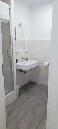 Tek Büyük Yataklı Oda (203)