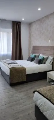 Tek Büyük Yataklı Oda, Balkon (202)