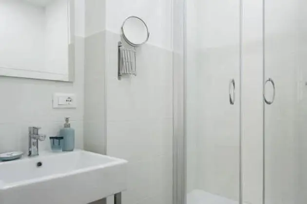 Tek Büyük Yataklı Oda, Balkon (202)