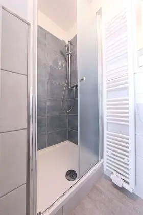 Superior Tek Büyük Yataklı Oda (4)