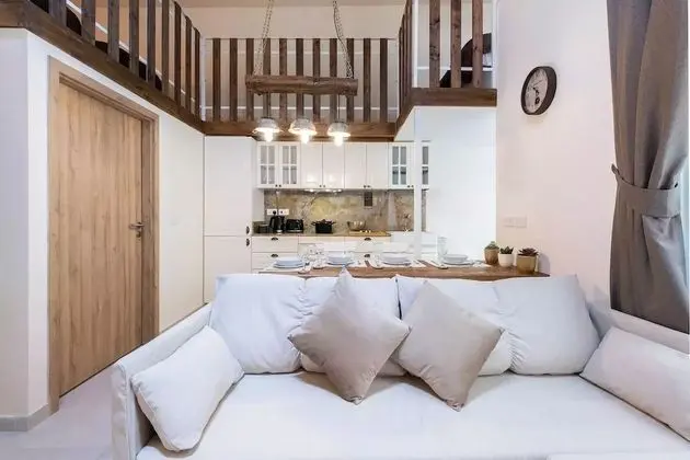 Deluxe Stüdyo Süit